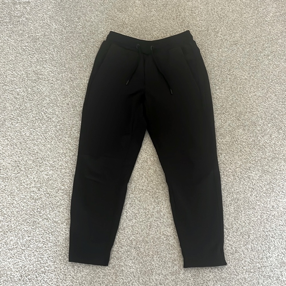 UNRL Youth Medium Athletic Pants